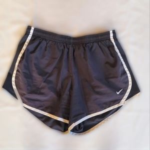 Nike Women's Tempo Unlined Running Shorts | Size 4